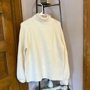 Fab’rik Sweater - turtle neck - cream - Never been worn -